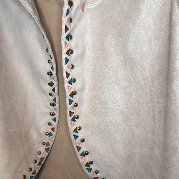 Rockin'‎ C Pink Studded Vest - Picture 6 of 15